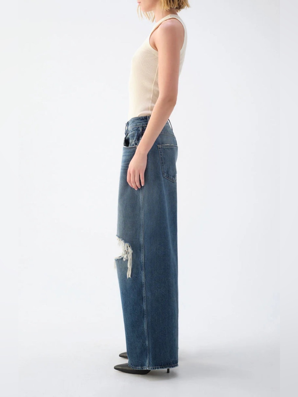 AMO Distressed Wide-Leg Mid-Blue Jeans - Picture 3 of 14